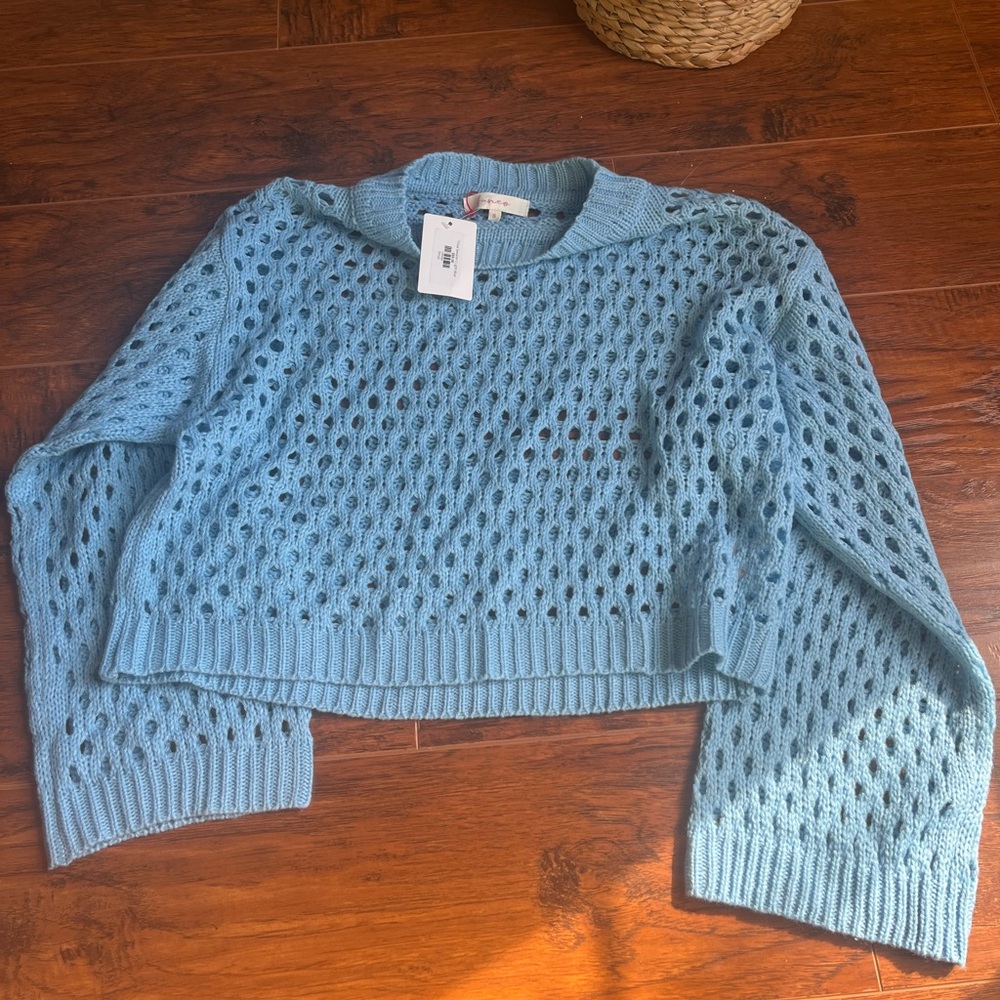 ✨HOLE-KNIT SWEATER✨